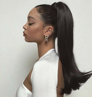 How to Style a Sleek Ponytail Without Damaging Your Curls | Elemo hair